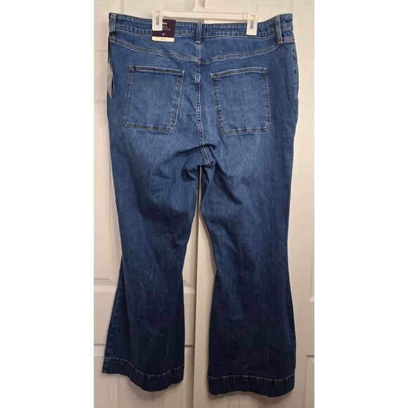 Ava & Viv Women's High-Rise Flare Jeans- Size 22 - Picture 2 of 5